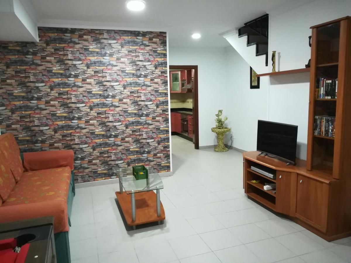 Vivienda Compartida Tajaraste Apartment Arrecife  Exterior photo